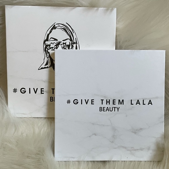 Give Them Lala Beauty Eyeshadow Palette NIB - Picture 2 of 4